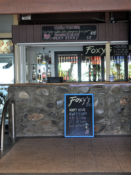 Foxy's Bar at Fitzroy Island