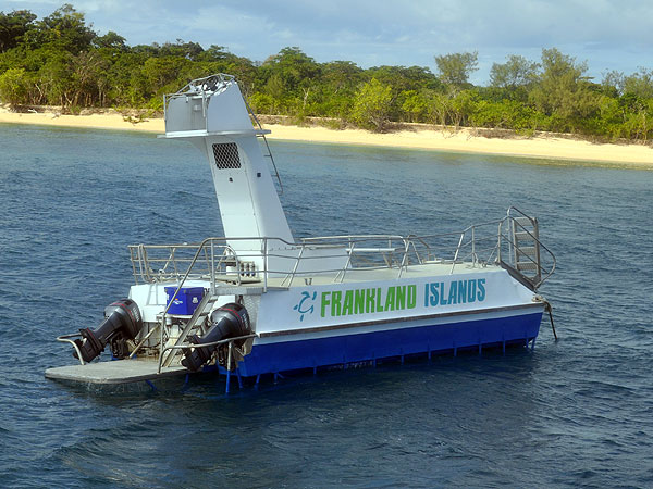 Frankland Islands Cruise and Dive semi-submersible