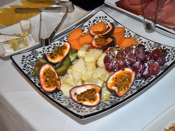 Zephyr Restaurant - Fresh Fruit Platter